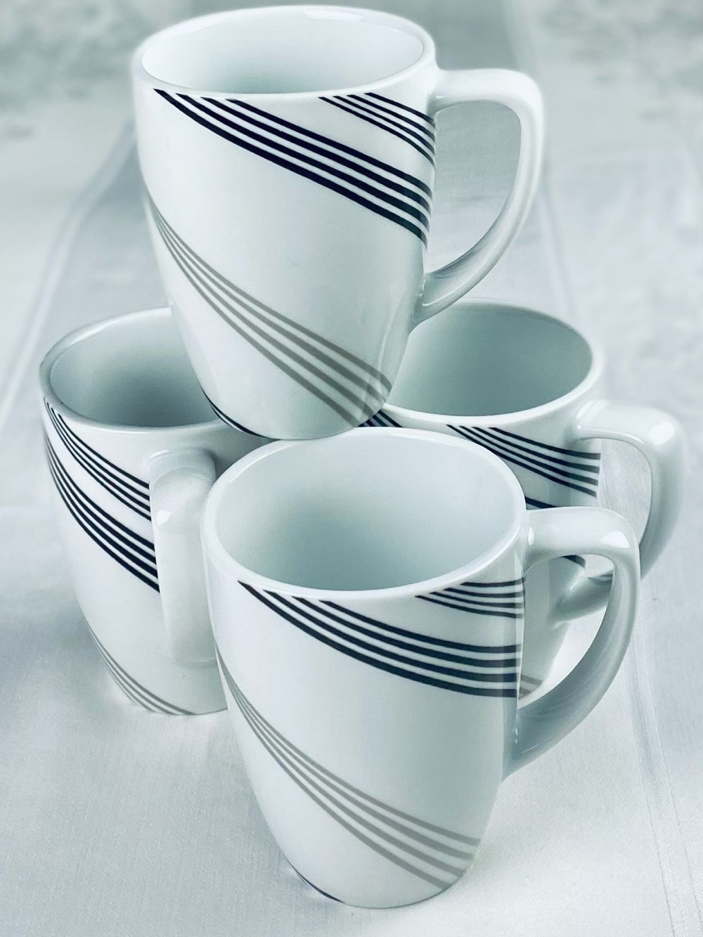 Corelle Coordinates URBAN ARC Black Gray Lines 12 oz Porcelain Cup Mug Set of 4
